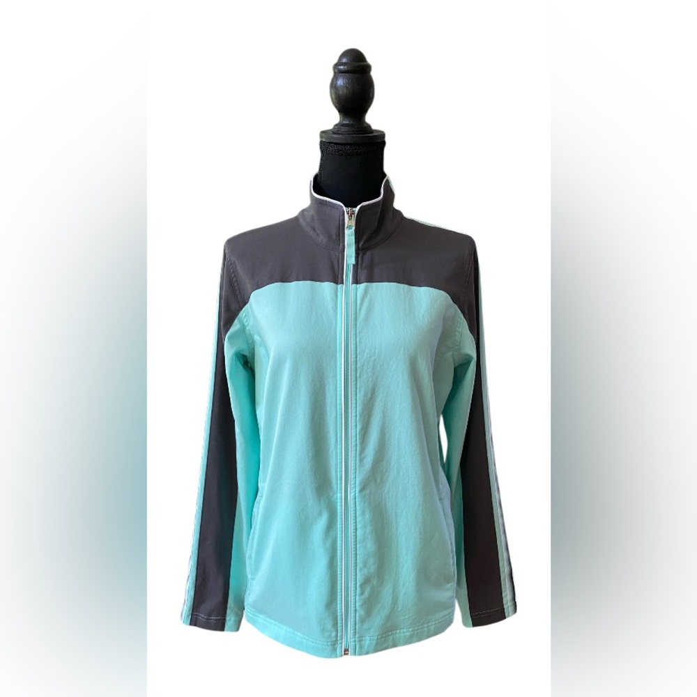 Made for Life: Sporty Mint Green and Gray Ski Jacket with Performance Material